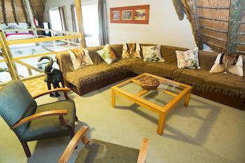 Maninghi Lodge โฮดสปรูท ภายนอก รูปภาพ